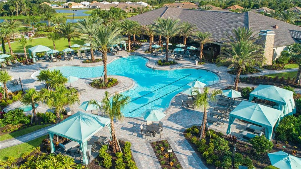 ESPLANADE LAKE CLUB - Residential