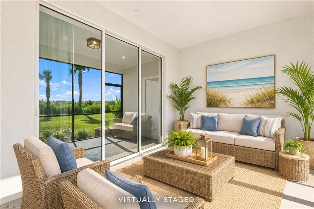ESPLANADE LAKE CLUB - Residential