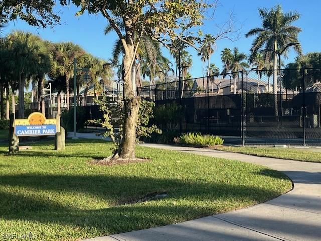 OLDE NAPLES - Land