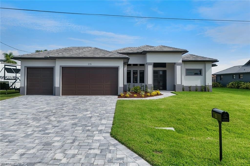 CAPE CORAL - Residential