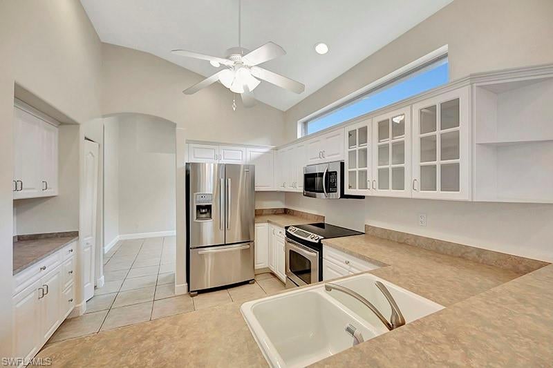 IBIS COVE - Residential Lease