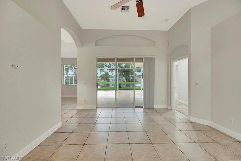 IBIS COVE - Residential Lease