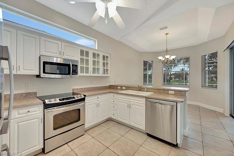 IBIS COVE - Residential Lease