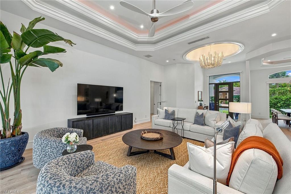 EAGLE CREEK - Residential