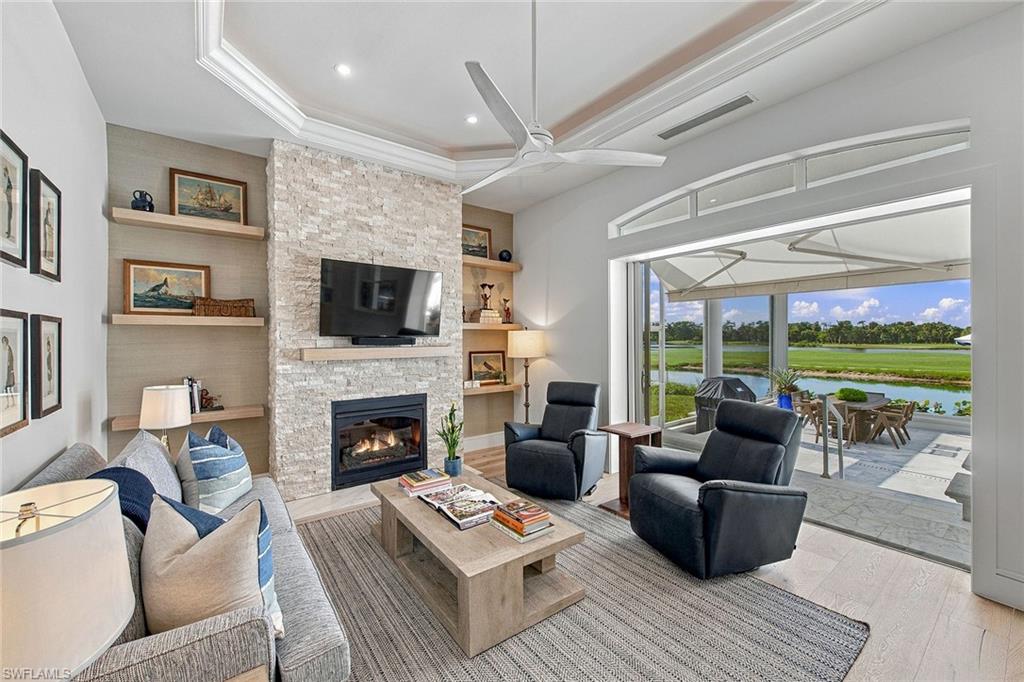 EAGLE CREEK - Residential