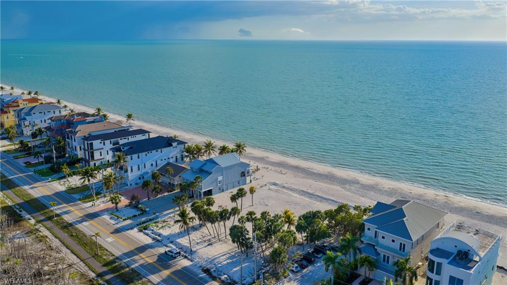 BONITA BEACH - Land