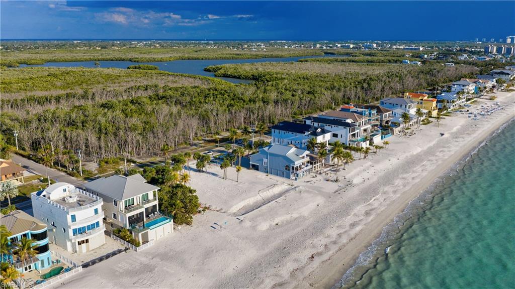 BONITA BEACH - Land