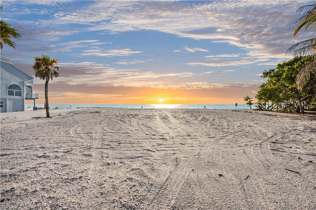 BONITA BEACH - Land