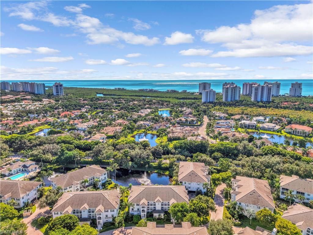 BREAKWATER - Residential