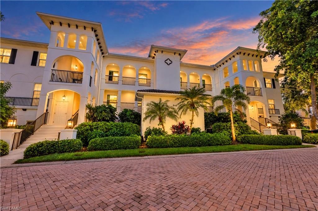 BREAKWATER - Residential