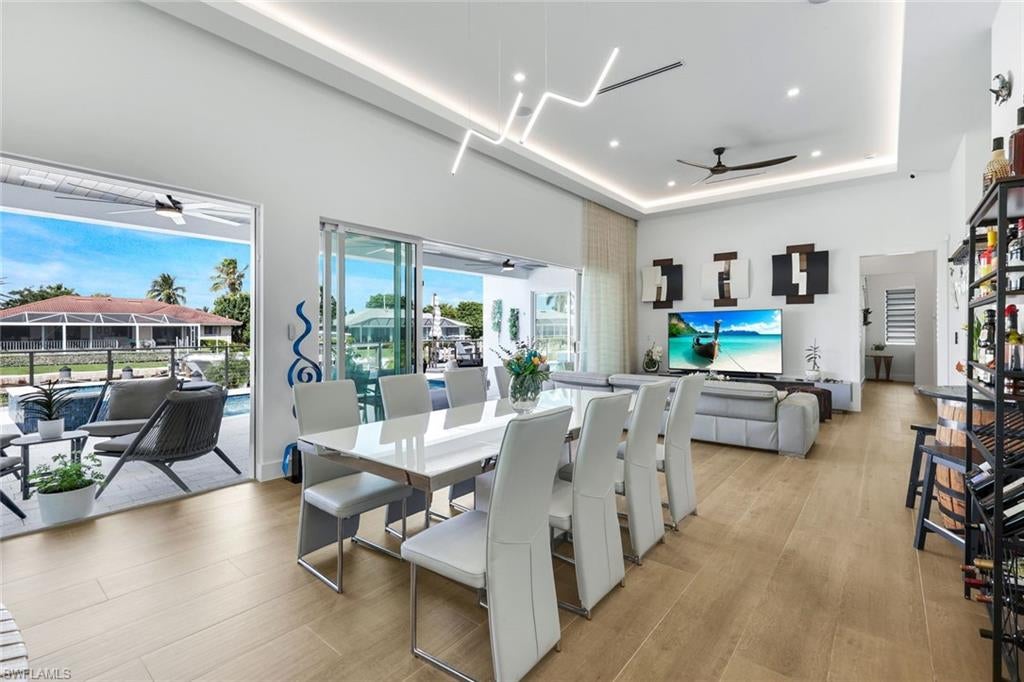MARCO ISLAND - Residential