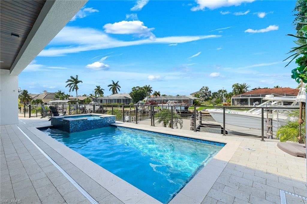 MARCO ISLAND - Residential
