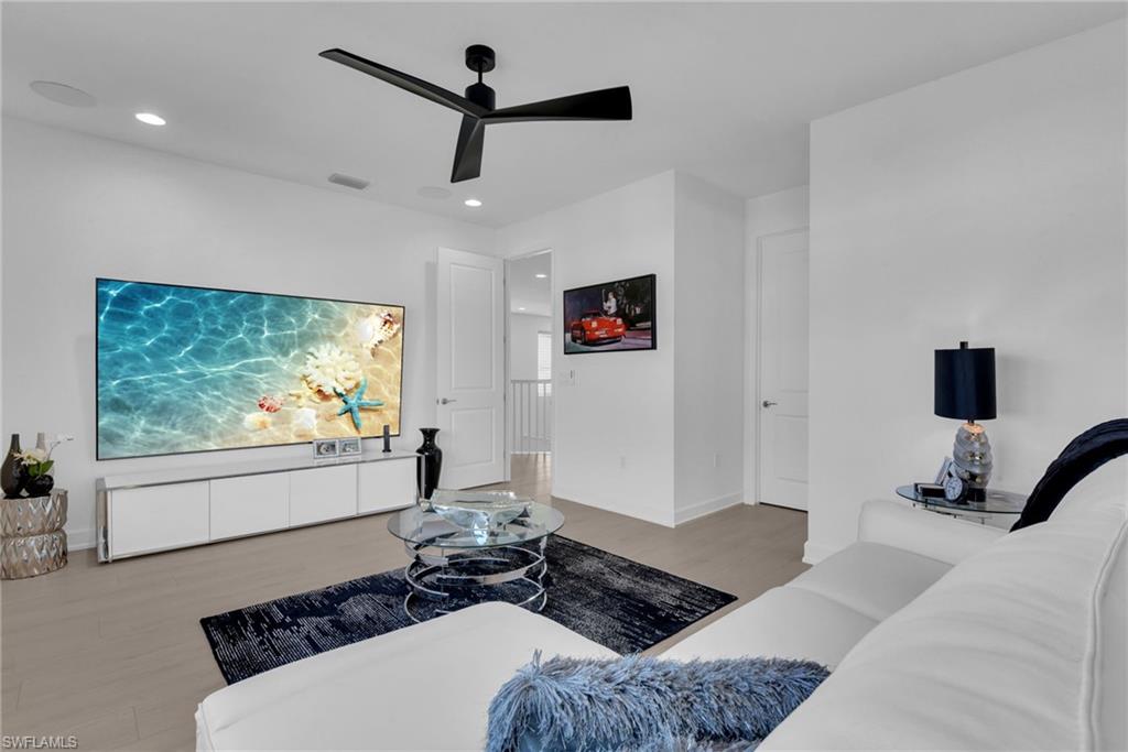 RIVERCREEK IN ESTERO - Residential