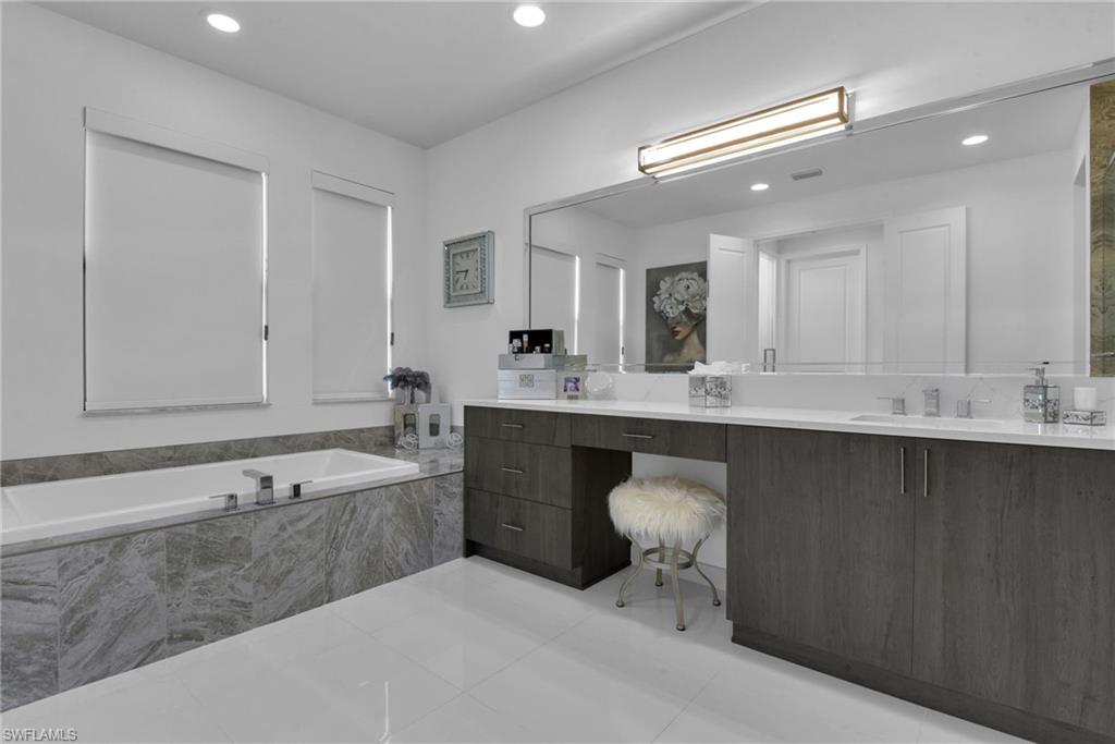 RIVERCREEK IN ESTERO - Residential