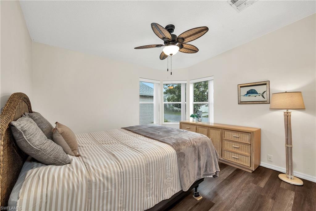 CAROUSEL COVE - Residential