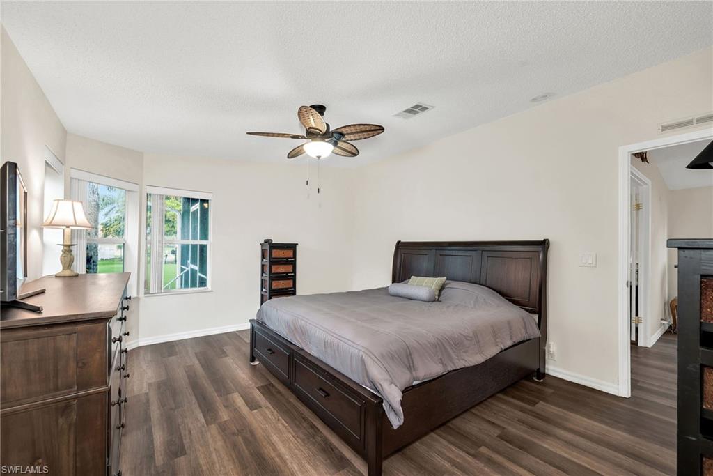 CAROUSEL COVE - Residential