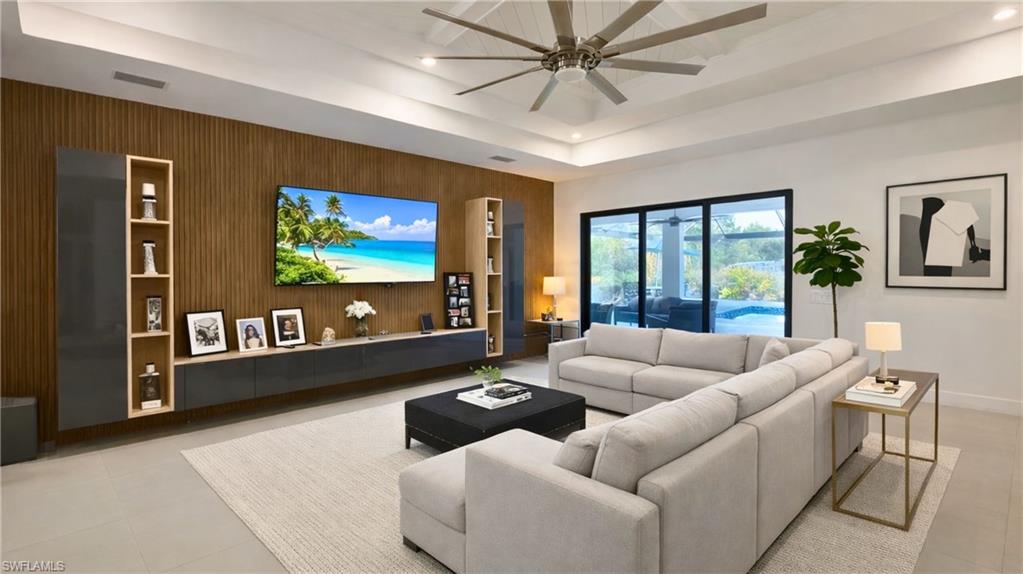 GOLDEN GATE ESTATES - Residential