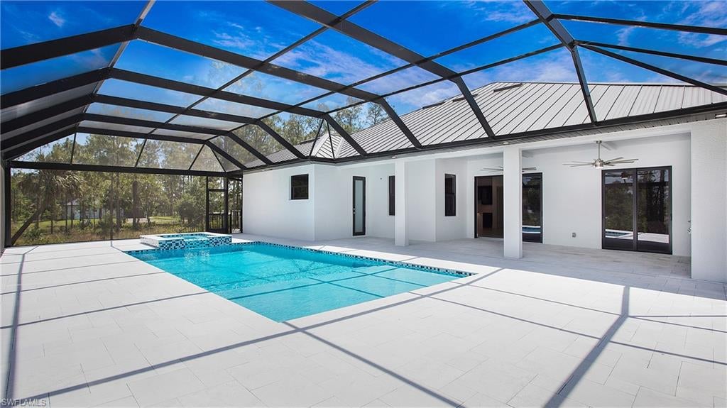 GOLDEN GATE ESTATES - Residential