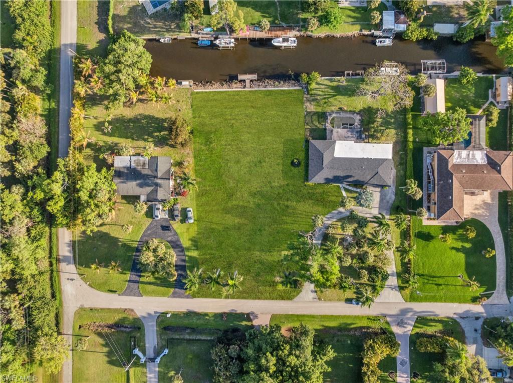 RIVER MANOR - Land