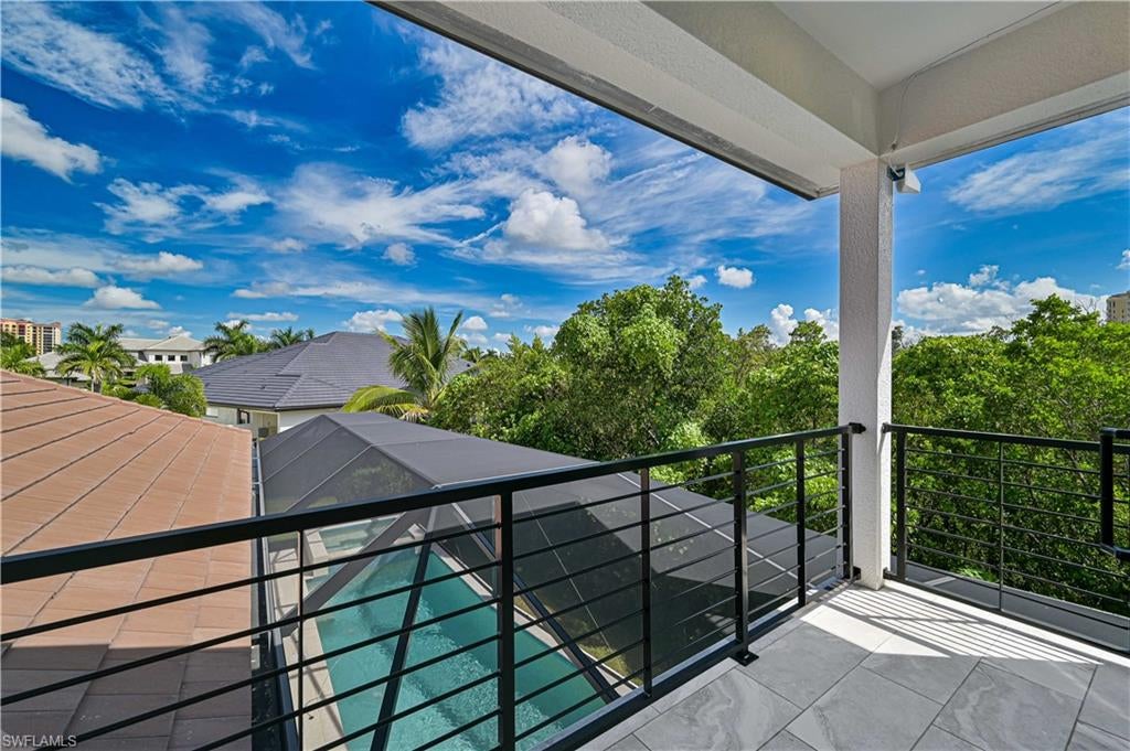 TARPON ESTATES - Residential