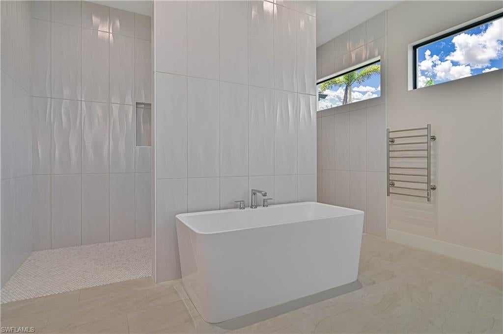 TARPON ESTATES - Residential