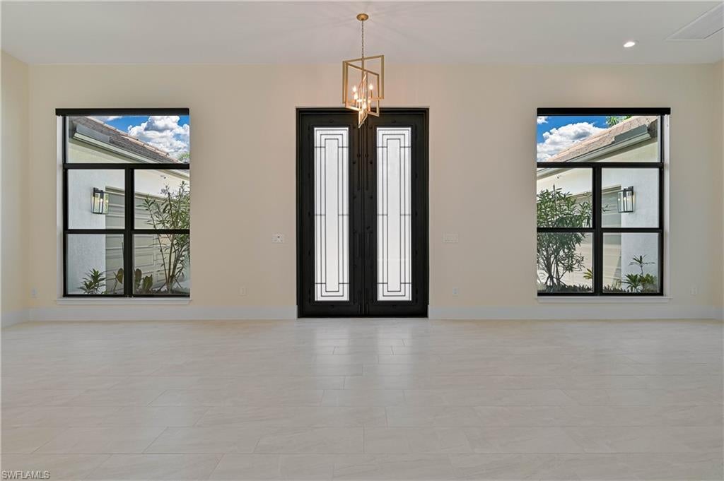 TARPON ESTATES - Residential