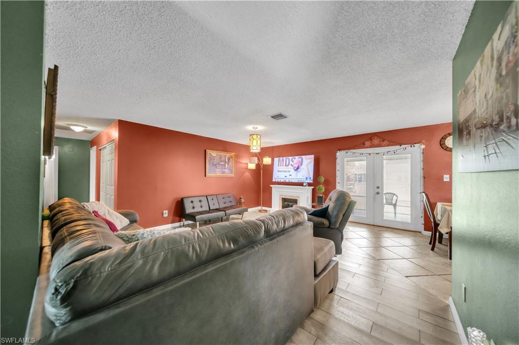 FORT MYERS - Residential