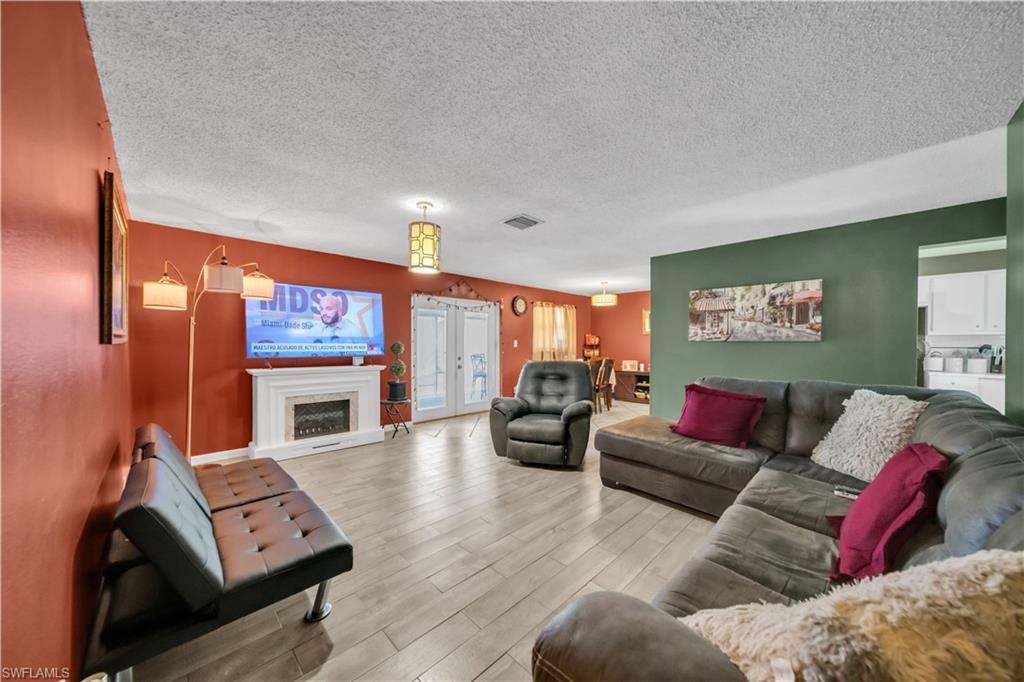 FORT MYERS - Residential