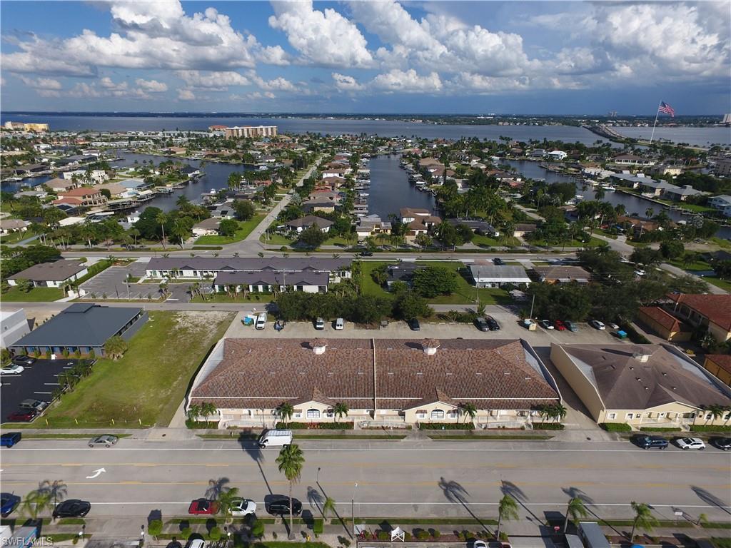 This unit has a large lobby and reception area including a large built in receptionist desk and work station. Two private offices, ADA restroom and a 1,000 sf warehouse with a 12 foor overhead door.