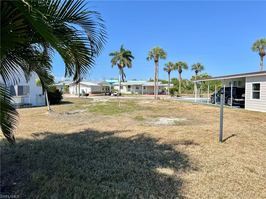 BAYSIDE ESTATES - Land