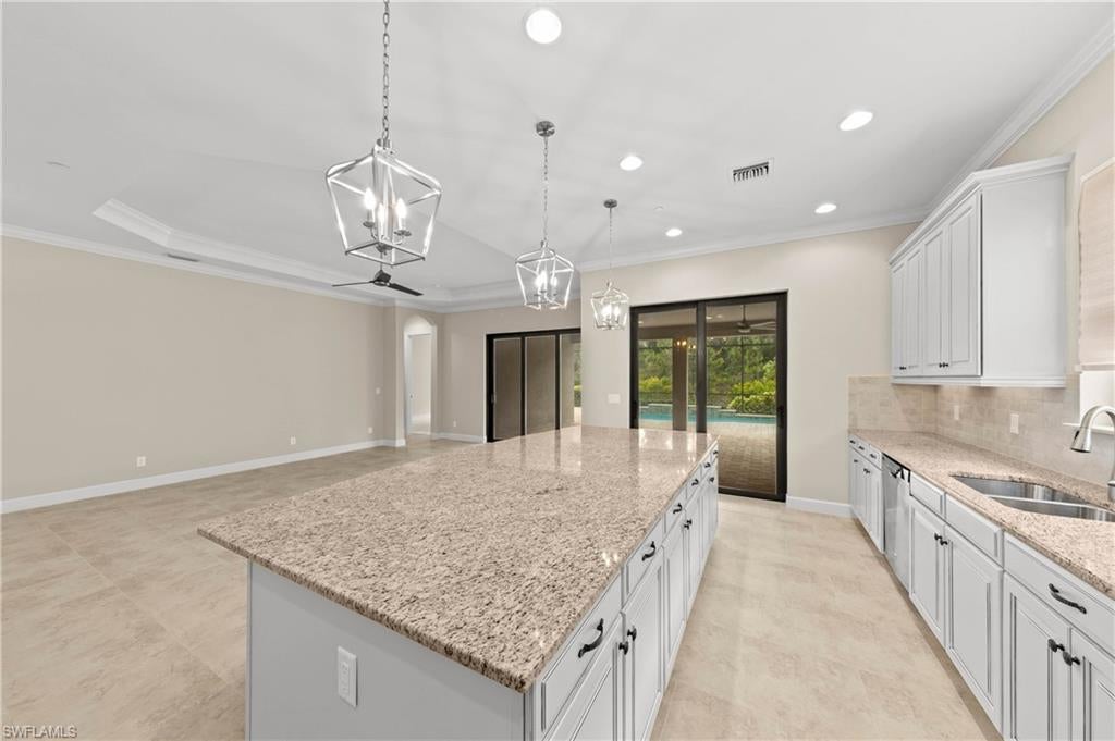 PEBBLE POINTE - Residential