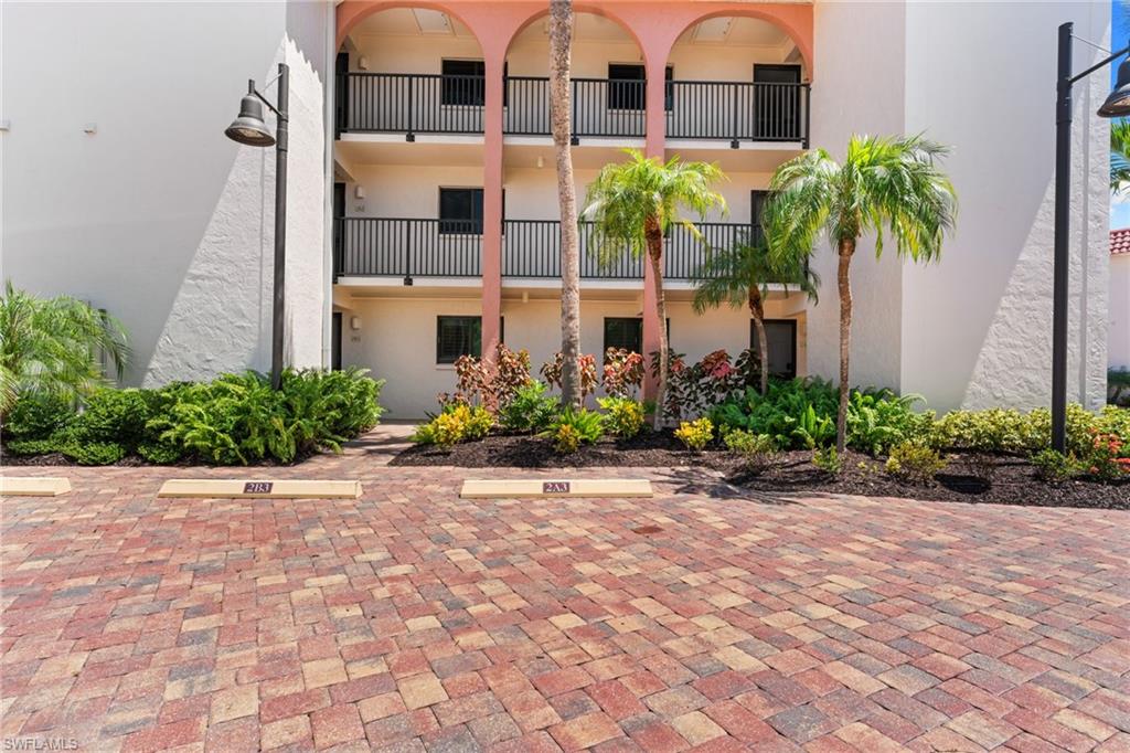 SANDALFOOT CONDOMINIUM - Residential