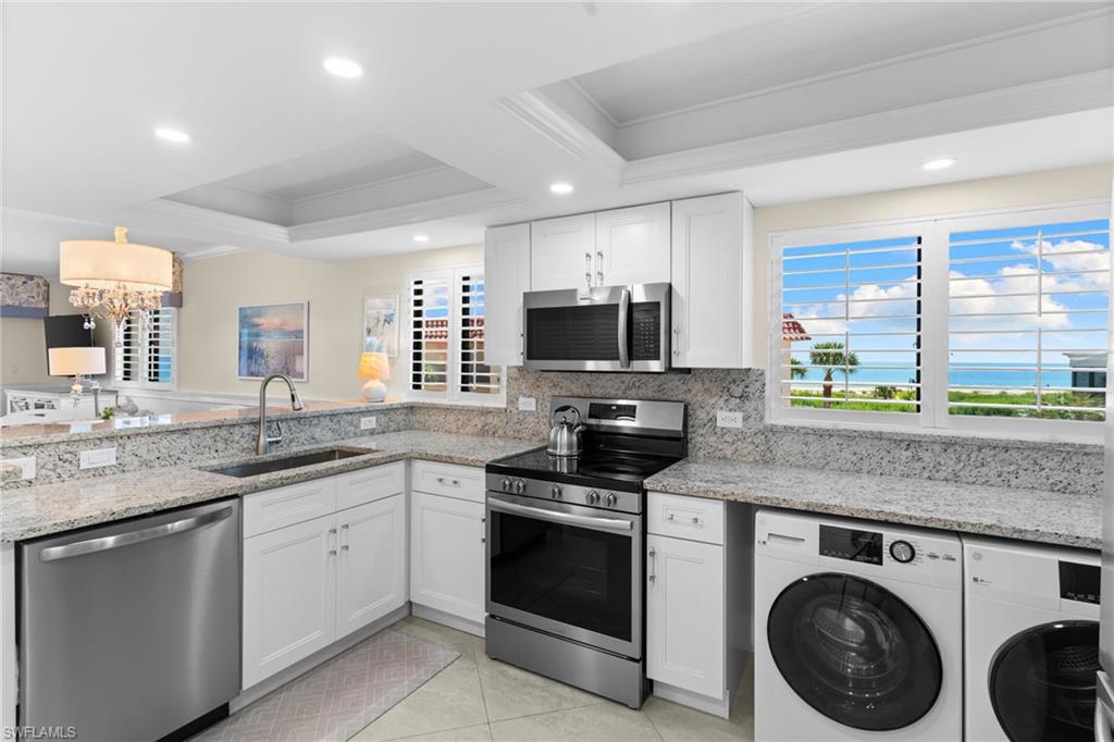 SANDALFOOT CONDOMINIUM - Residential