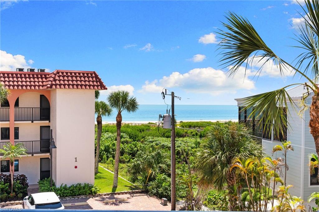 SANDALFOOT CONDOMINIUM - Residential
