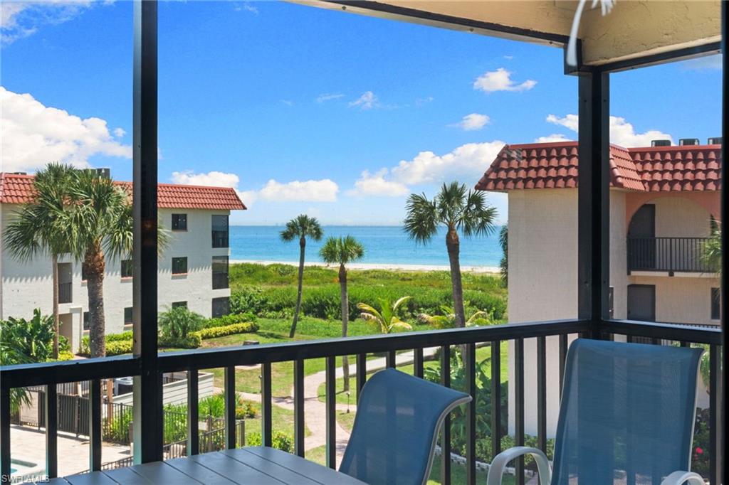 SANDALFOOT CONDOMINIUM - Residential