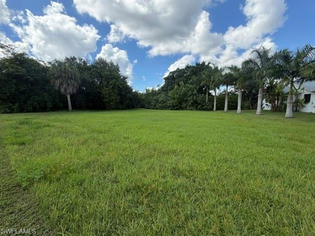 FORT MYERS - Land