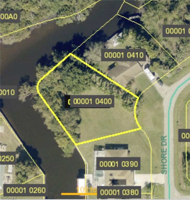 OVERSIZED WATERFRONT LOT! Build your dream home on this prime Fort Myers property and enjoy the Southwest Florida lifestyle. Bring your builder and your vision—this is your opportunity to own waterfront property in a desirable location close to shopping, dining, and entertainment. Don’t miss it!