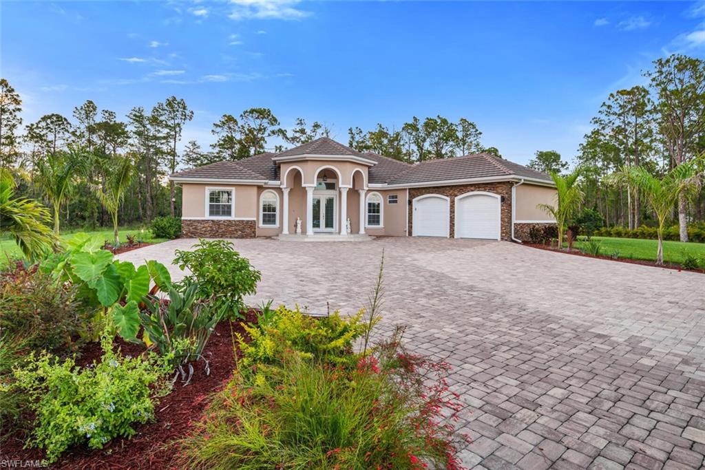 GOLDEN GATE ESTATES - Residential