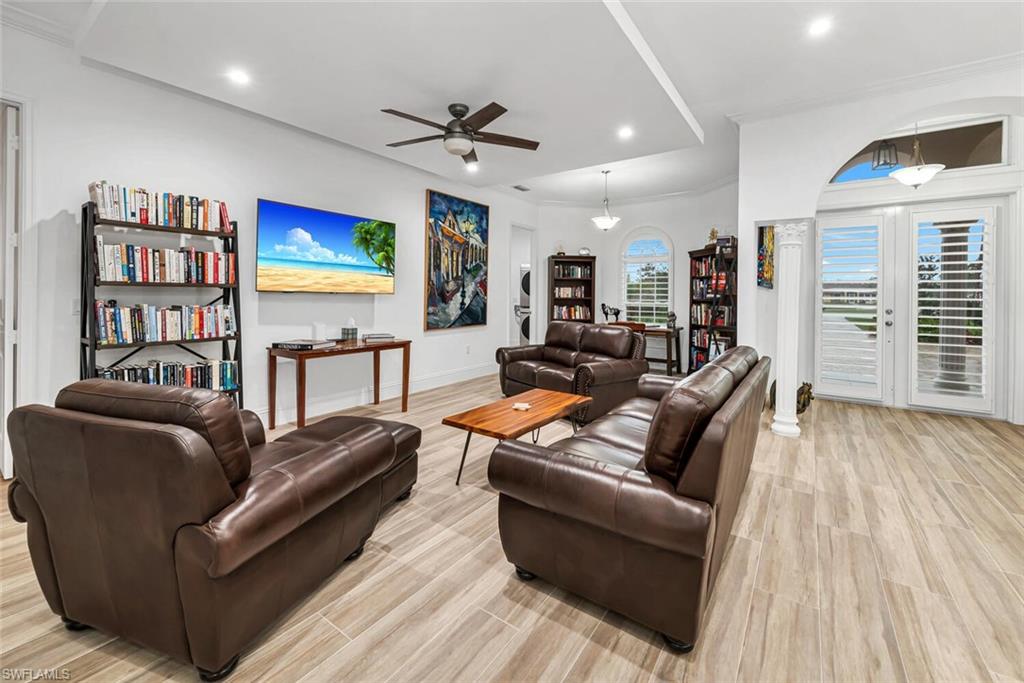 GOLDEN GATE ESTATES - Residential