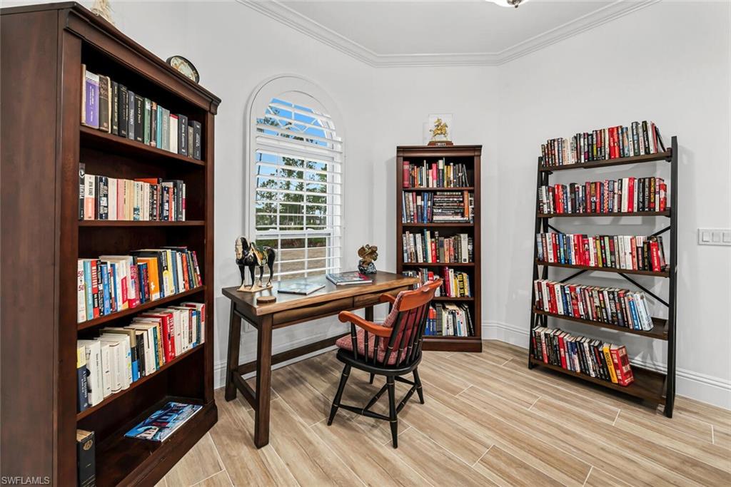 GOLDEN GATE ESTATES - Residential
