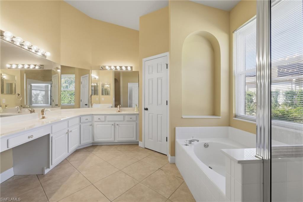 MEADOWBROOK - Residential