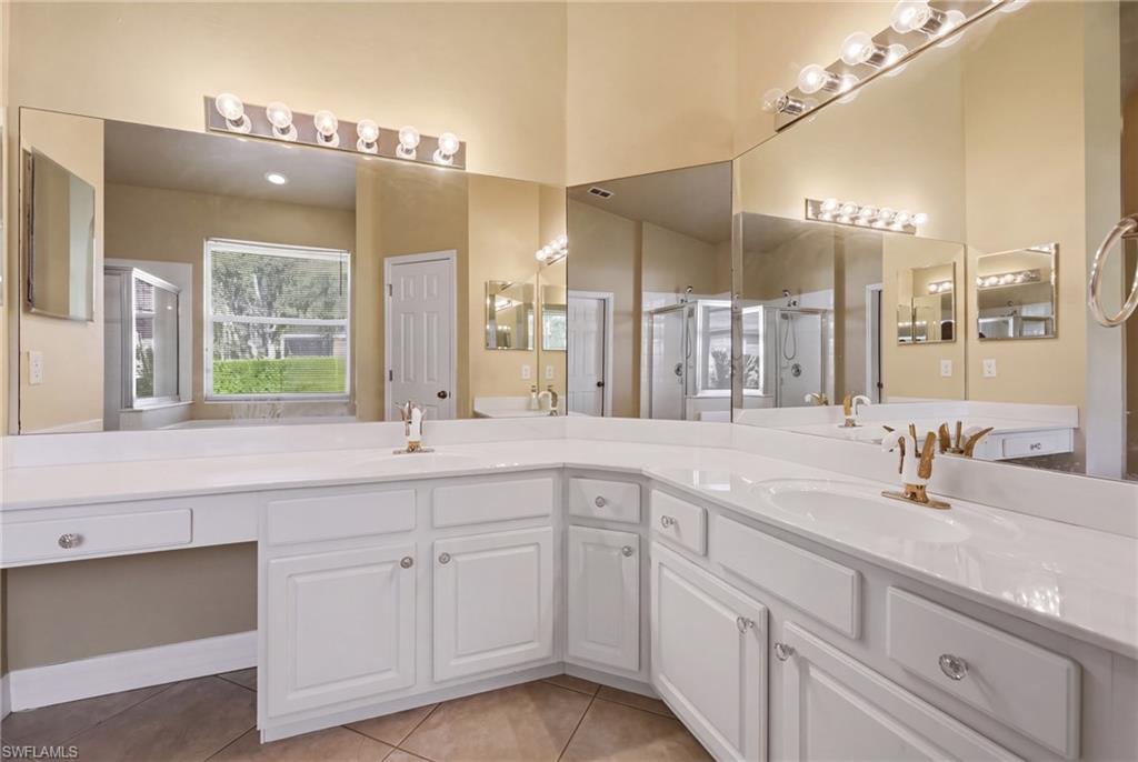 MEADOWBROOK - Residential