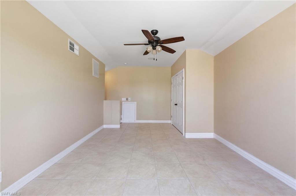 MEADOWBROOK - Residential