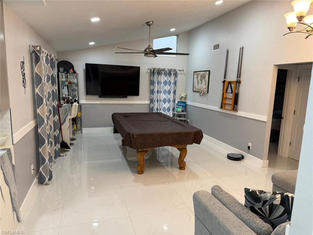 TANGLEWOOD - Residential
