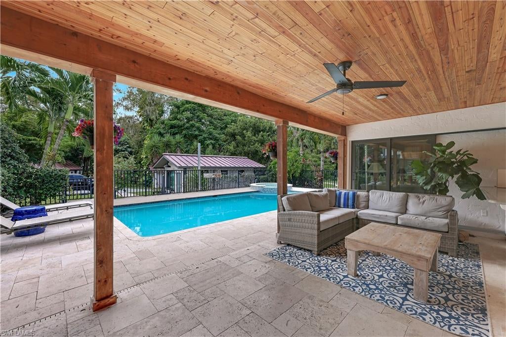 LOGAN WOODS - Residential