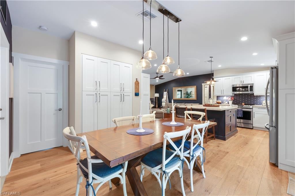 LOGAN WOODS - Residential