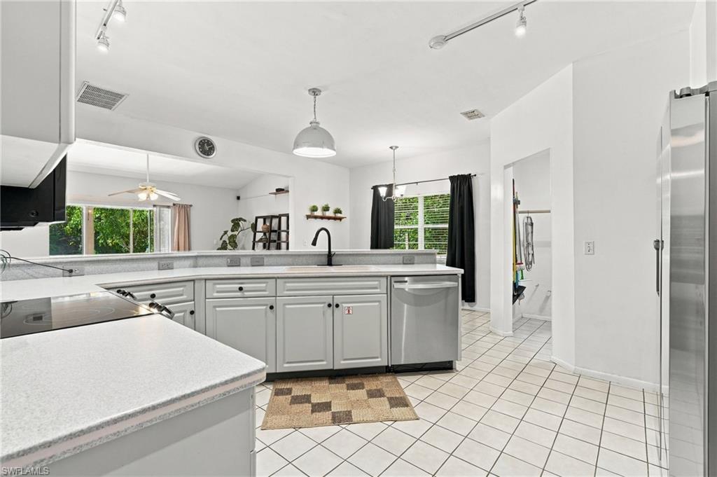 FORT MYERS - Residential
