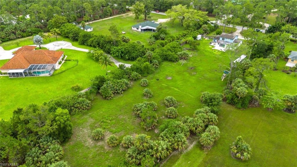 COLLIER WOODS - Land