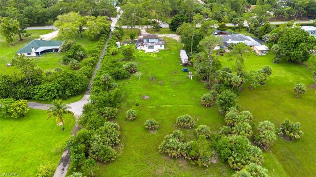 COLLIER WOODS - Land
