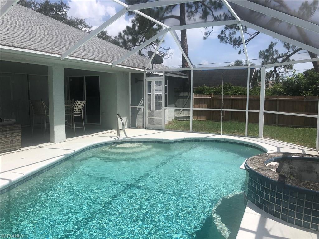 SAN CARLOS PARK - Residential Lease